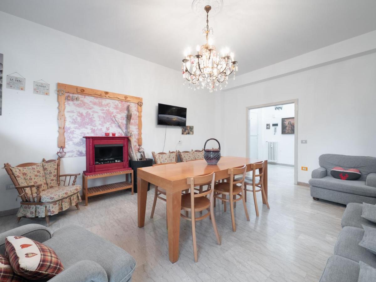 Flaminia Bright & Roomy Apartment Pesaro Exterior foto